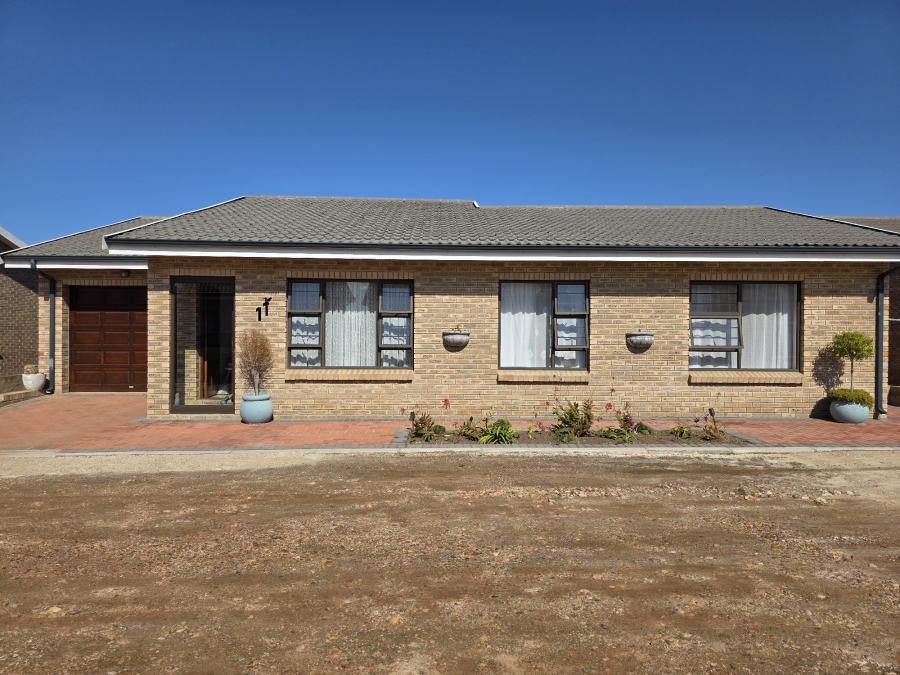 3 Bedroom Property for Sale in Jeffreys Bay Central Eastern Cape
